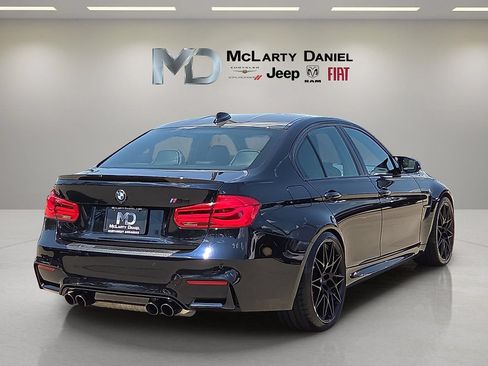Used 2018 BMW M3 CS RWD image 5
