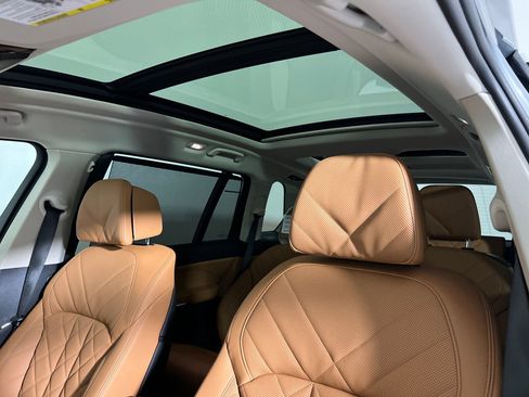 Used 2026 BMW X7 xDrive40i w/ Executive Package image 15