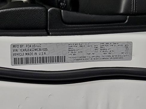 Used 2021 Jeep Grand Cherokee Laredo X image 30