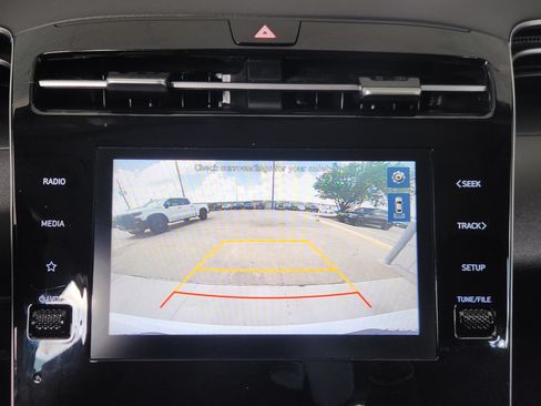 Used 2024 Hyundai Tucson SEL AWD/4WD image 17