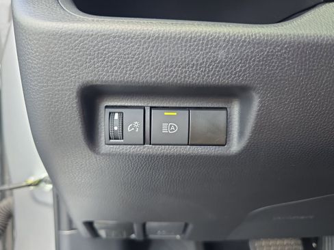 Used 2025 Toyota RAV4 LE FWD image 20