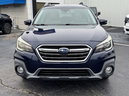 Used 2018 Subaru Outback 2.5i Limited image 2