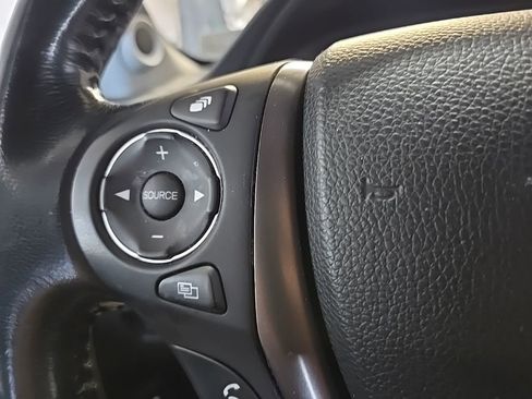 Used 2017 Honda Pilot EX-L image 22