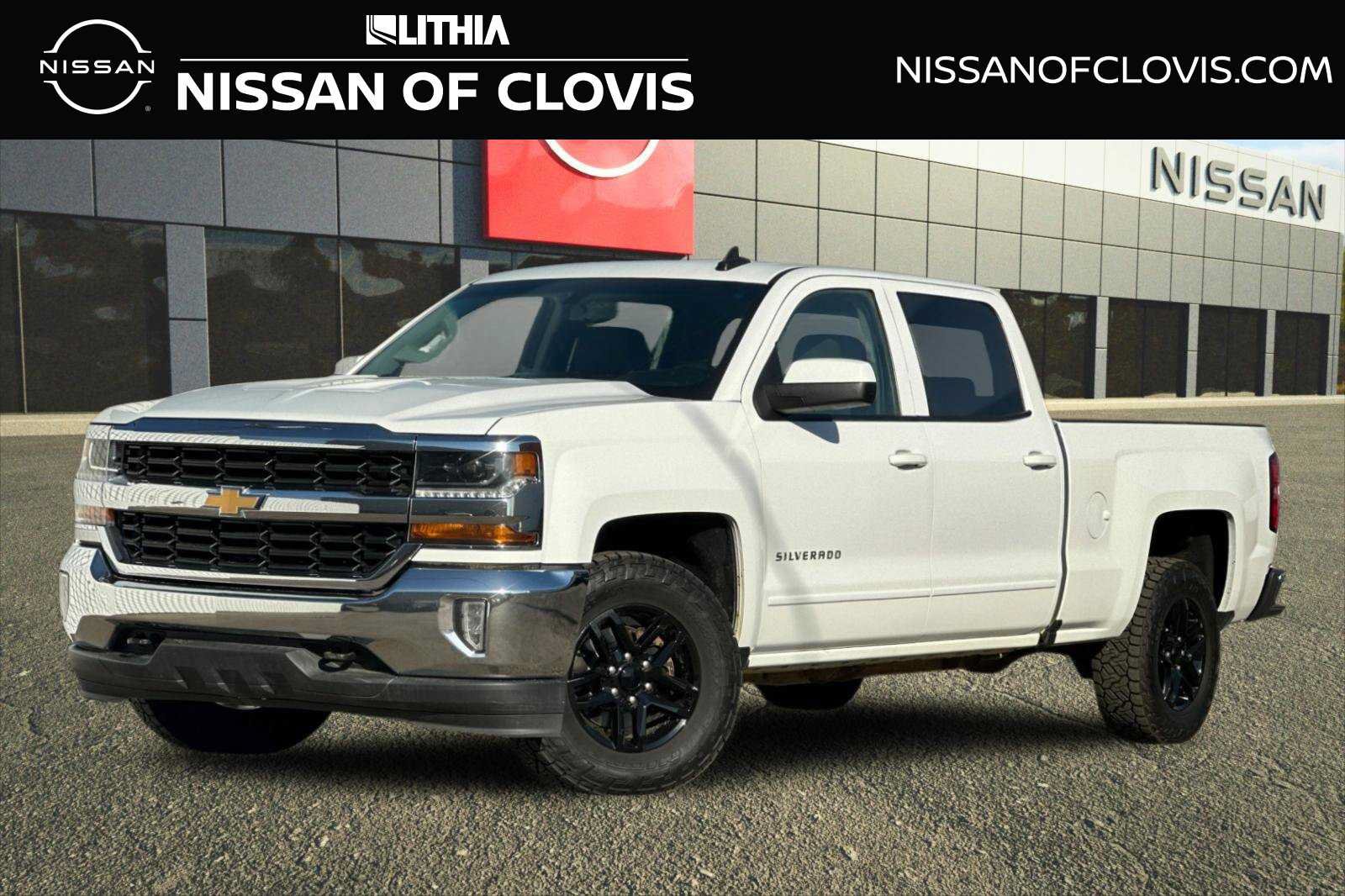 Used 2018 Chevrolet Silverado 1500 LT w/ LT Fleet Convenience Package AWD/4WD image 1