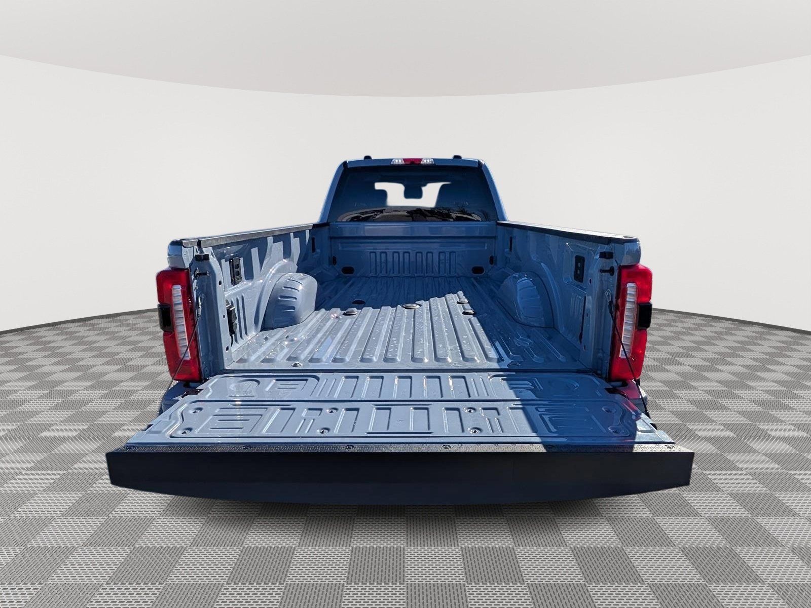 Used 2026 Ford F450 Lariat AWD/4WD image 12