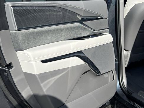 New 2026 Cadillac Escalade IQ Luxury 1 image 27