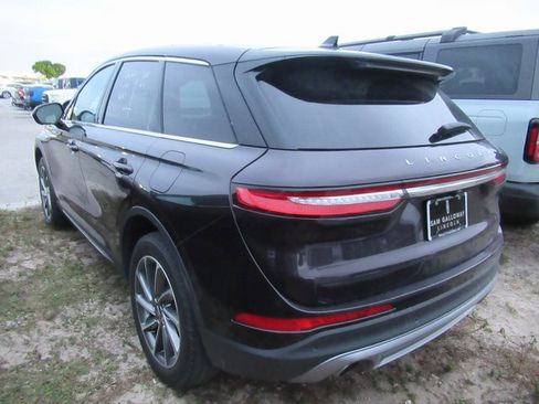 Certified 2023 Lincoln Corsair Standard w/ Equipment Group 101A image 4