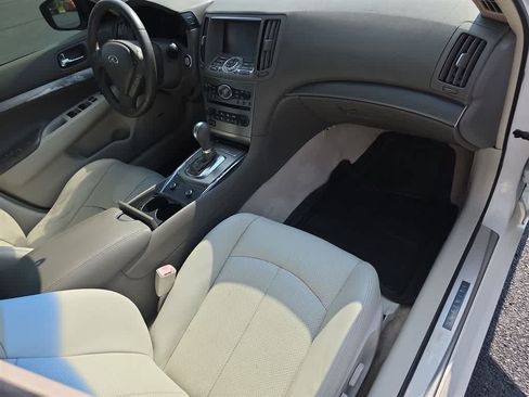 Used 2012 INFINITI G37 Journey w/ Premium Pkg RWD image 11