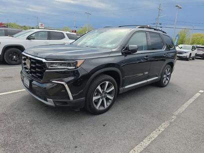 Used 2025 Honda Pilot Elite
