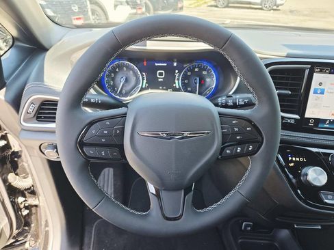 New 2026 Chrysler Pacifica Select w/ S Appearance Package AWD/4WD image 20