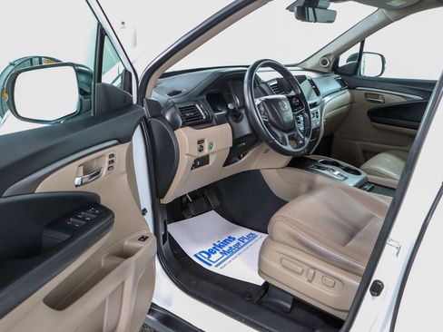 Used 2022 Honda Pilot EX-L image 3