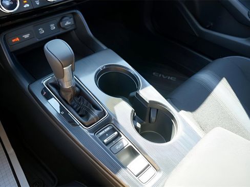 Used 2025 Honda Civic Sport image 20