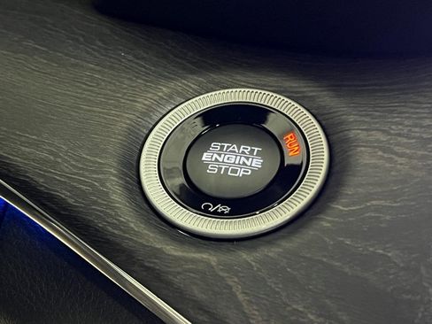 New 2025 Jeep Grand Cherokee Overland w/ Adv Protech Group III image 24