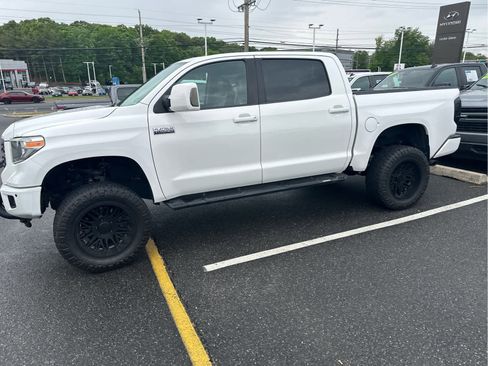 Used 2019 Toyota Tundra Platinum AWD/4WD image 5