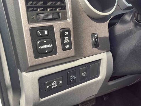 Used 2012 Toyota Tundra 4x4 Double Cab w/ TRD Off-Road Pkg image 22