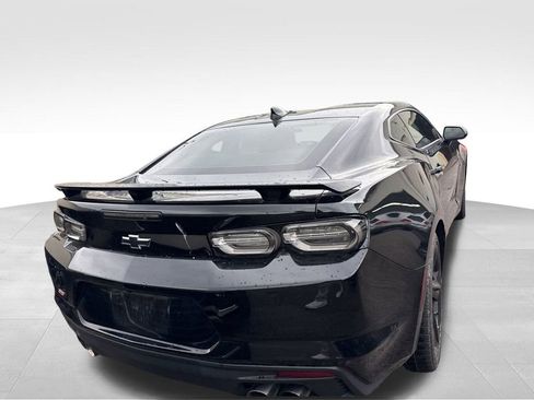 Used 2021 Chevrolet Camaro SS RWD image 16