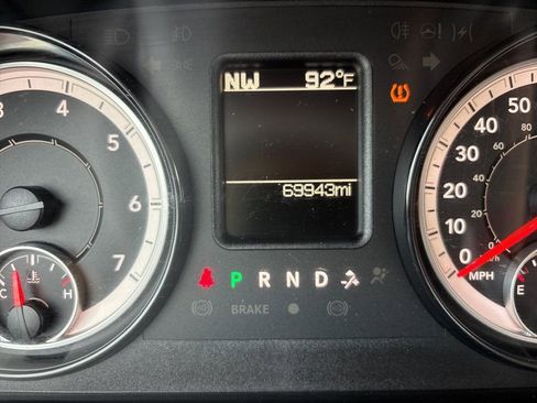Used 2018 RAM 2500 Tradesman w/ Chrome Appearance Group AWD/4WD image 31