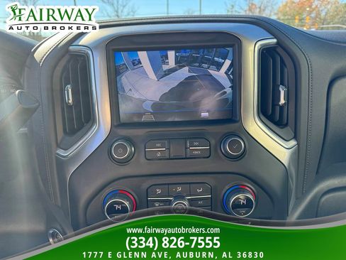 Used 2021 Chevrolet Silverado 1500 LT AWD/4WD image 22