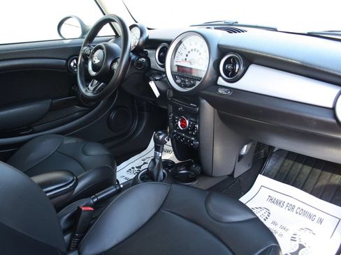 Used 2013 MINI Cooper Hardtop FWD image 6