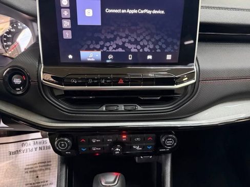Certified 2023 Jeep Compass Trailhawk w/ Trailhawk Convenience Group AWD/4WD image 23