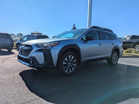 Certified 2025 Subaru Outback Limited XT w/ Popular Package #2 image 9