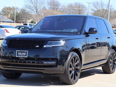 Used 2023 Land Rover Range Rover SE image 4