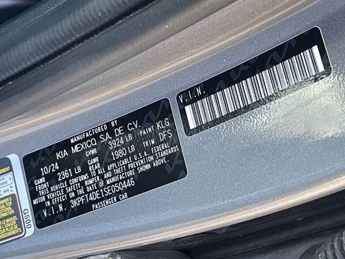 Used 2025 Kia K4 LXS image 28