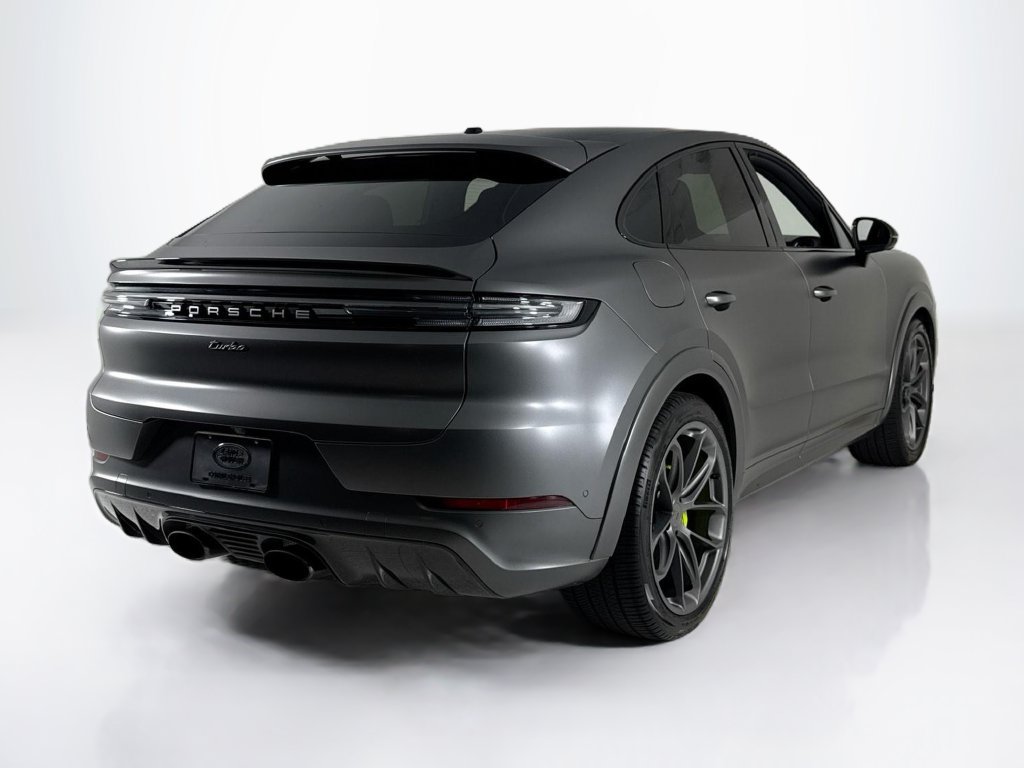 Used 2025 Porsche Cayenne Turbo AWD/4WD image 5