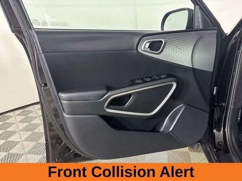 Used 2025 Kia Soul S image 8