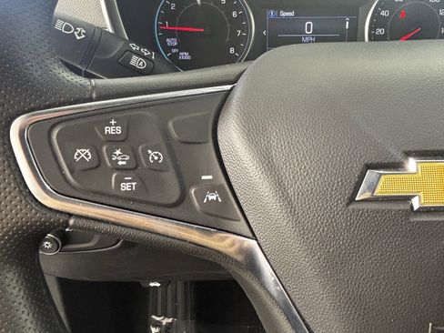 Used 2024 Chevrolet Equinox LS w/ LS Convenience Package image 5
