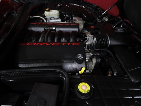 Used 2002 Chevrolet Corvette Convertible RWD image 25