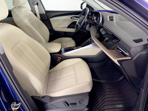 Certified 2025 Audi Q5 Premium w/ Premium Plus AWD/4WD image 30
