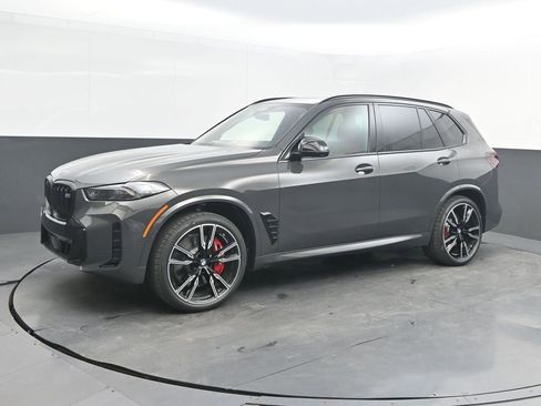 New 2026 BMW X5 M60i image 1