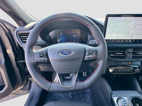 Used 2023 Ford Escape ST-Line w/ Tech Pack #1 image 11