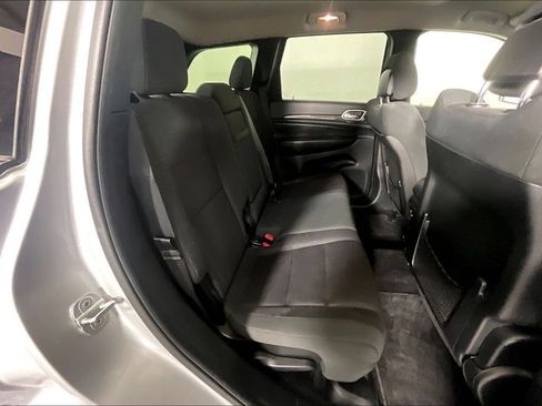 Used 2011 Jeep Grand Cherokee Laredo AWD/4WD image 34