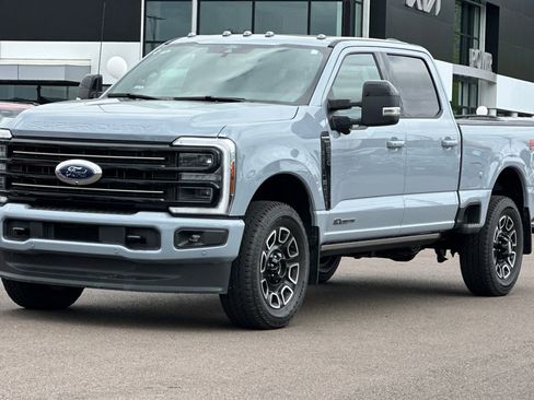 Used 2026 Ford F350 Platinum AWD/4WD image 8