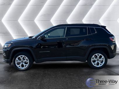 Used 2025 Jeep Compass Latitude