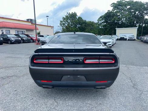 Used 2017 Dodge Challenger SXT Plus RWD image 6