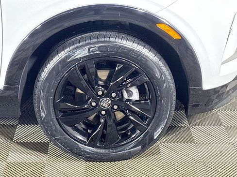 Used 2024 Buick Encore GX Sport Touring image 22