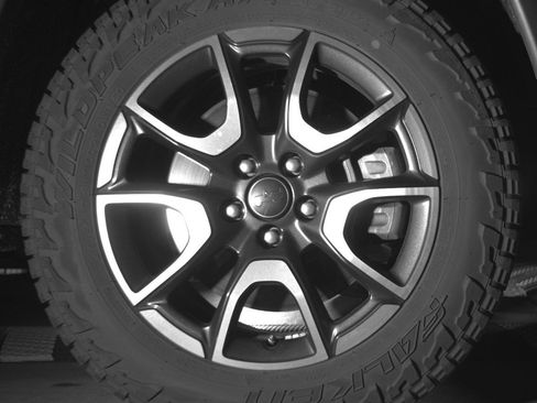 Used 2025 Jeep Compass Trailhawk AWD/4WD image 13