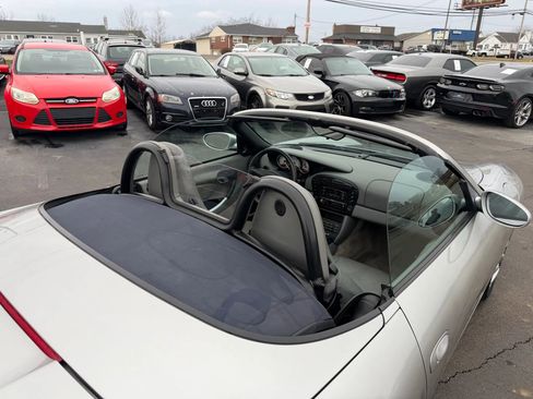 Used 2000 Porsche Boxster S image 13