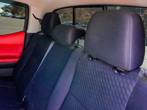 Used 2022 Toyota Tacoma SR5 RWD image 12