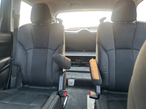 Used 2021 Subaru Ascent Premium w/ Convenience Package AWD/4WD image 13
