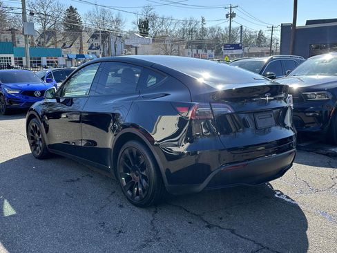 Used 2021 Tesla Model Y Long Range AWD/4WD image 5