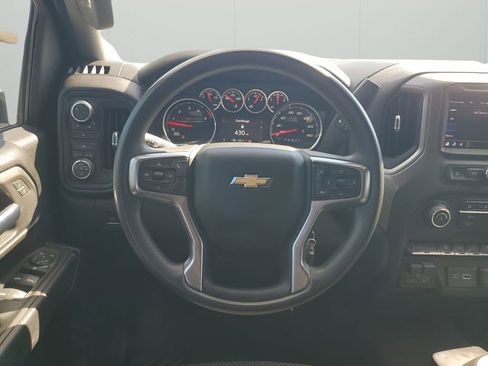 Used 2023 Chevrolet Silverado 2500 Custom w/ Custom Value Package image 24