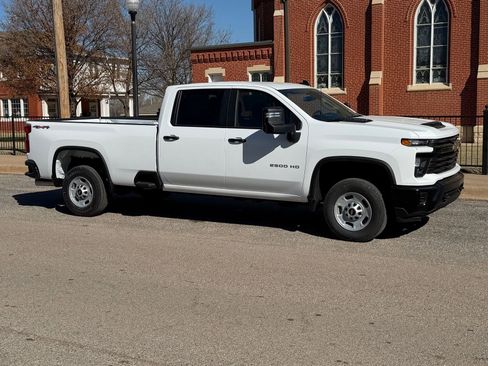 New 2026 Chevrolet Silverado 2500 W/T w/ WT Convenience Package AWD/4WD image 2