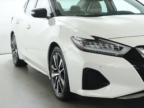Used 2019 Nissan Maxima 3.5 SL w/ Floor Mat Group FWD image 8