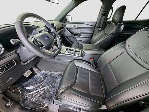 Used 2024 Ford Explorer ST w/ Equipment Group 401A AWD/4WD image 25