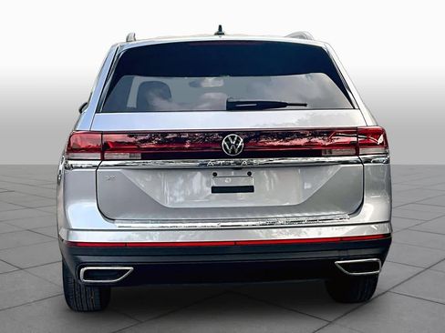 New 2026 Volkswagen Atlas SE FWD image 4
