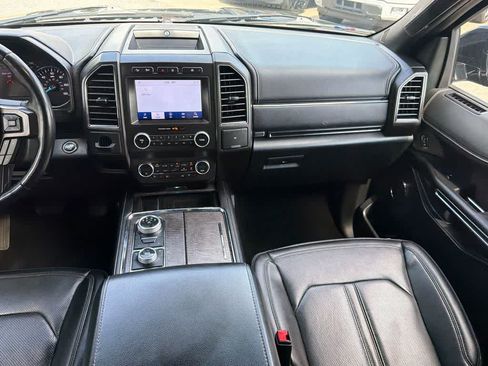 Used 2021 Ford Expedition Max Limited AWD/4WD image 22